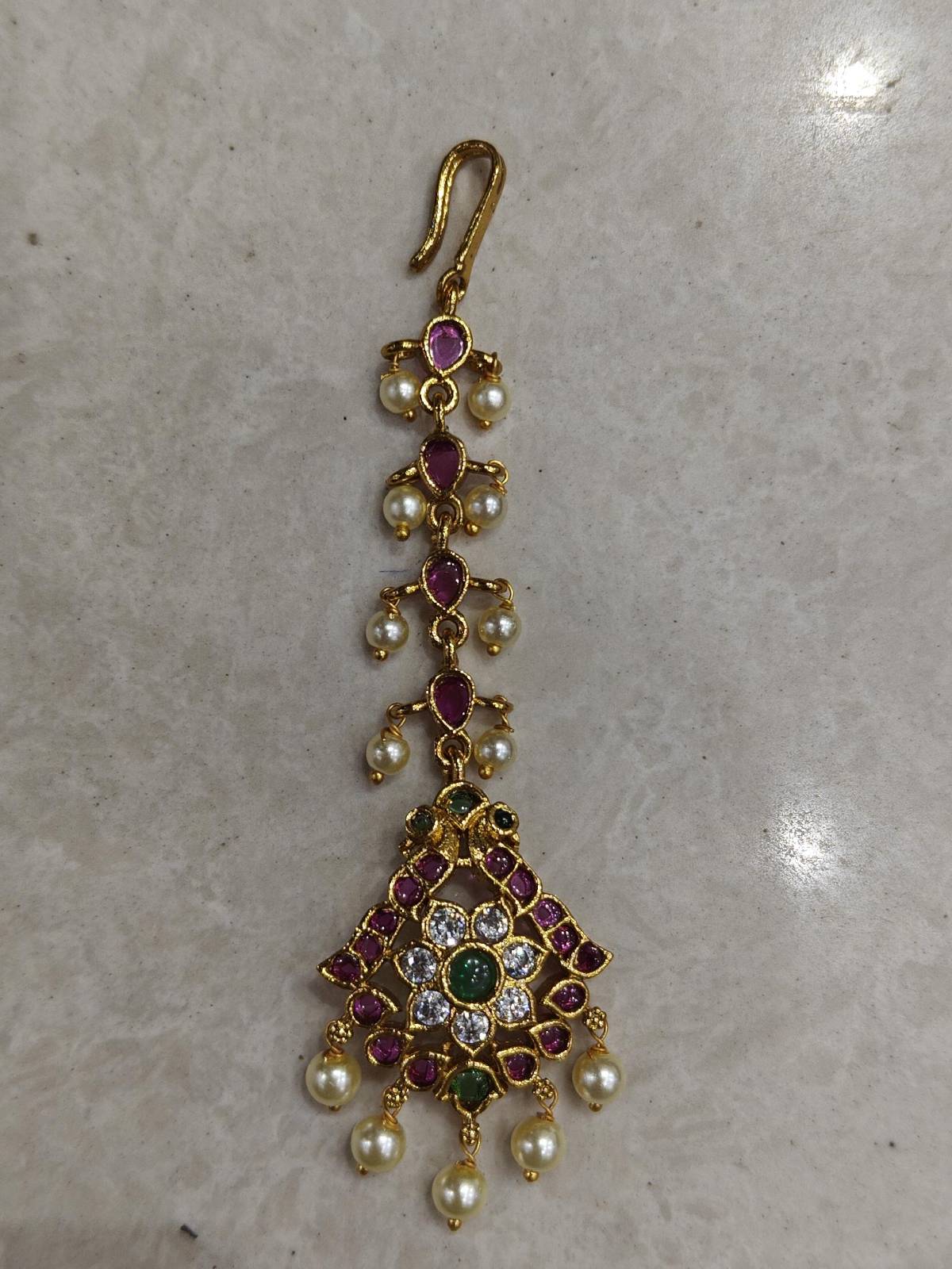 Ishani Kemp Maang Tikka