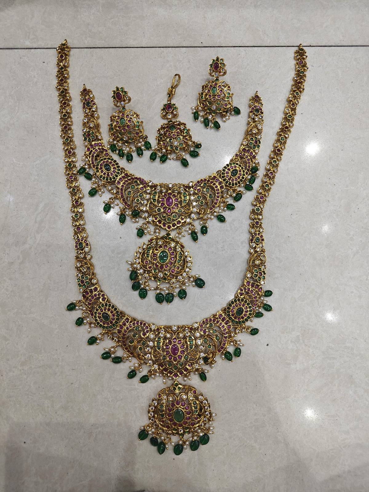 Aaradhya Kemp Bridal Set