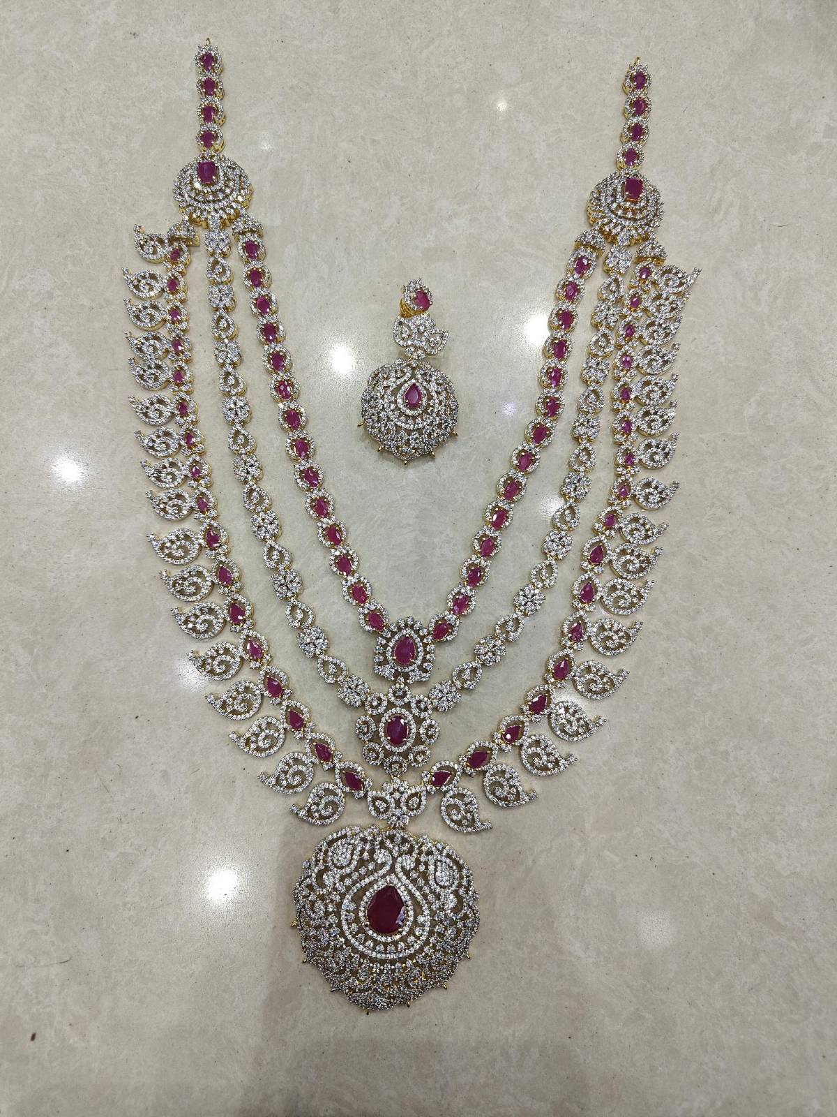 Mira Gilded Three-Layer Necklace