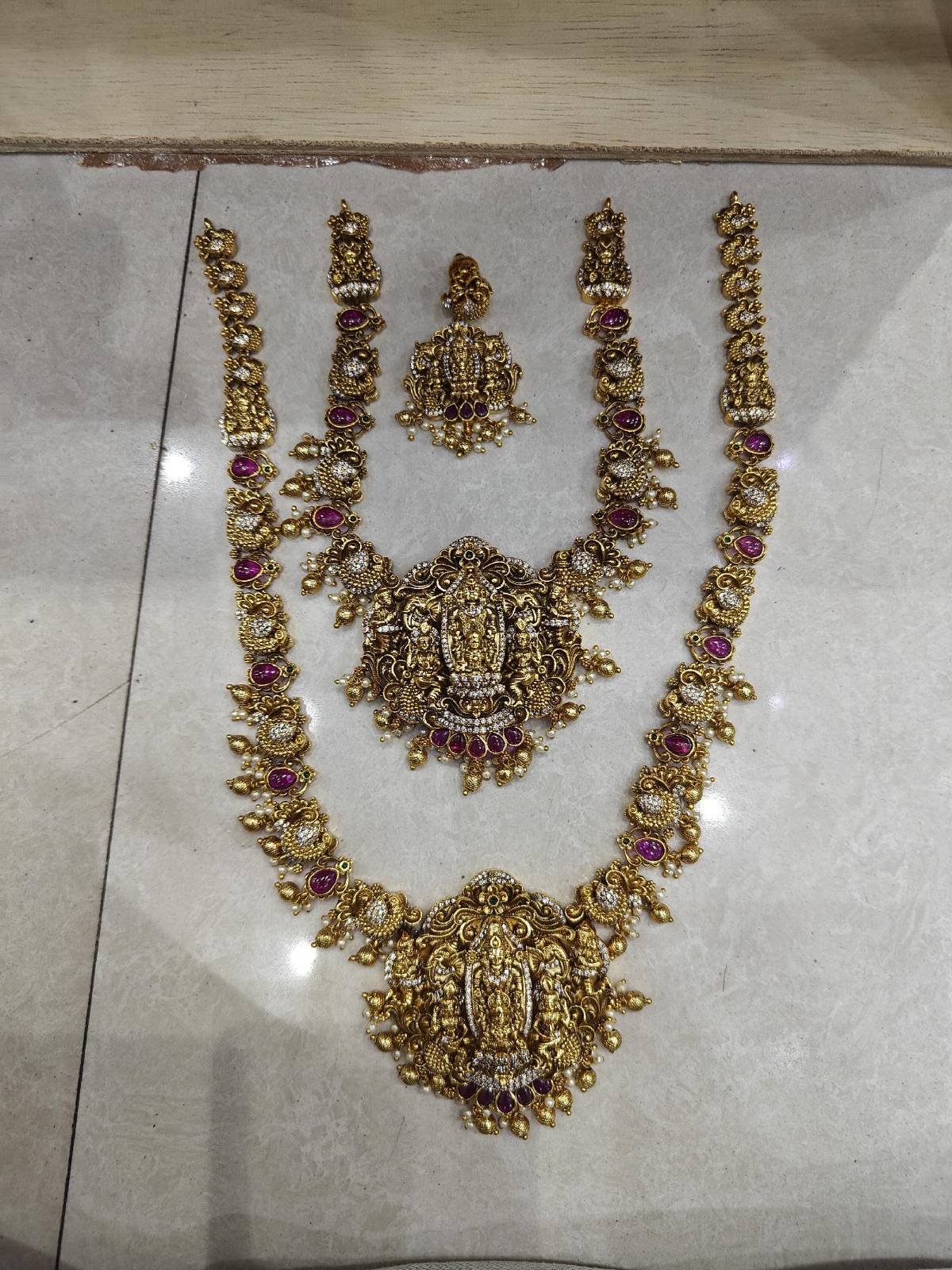 Charvi Nakshi Temple Bridal Set